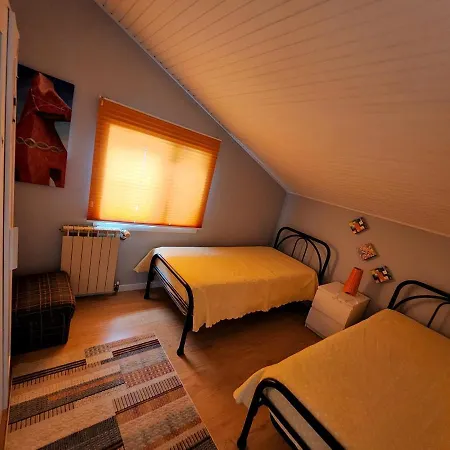 Semesterbostad Casa Gaivina 1 *